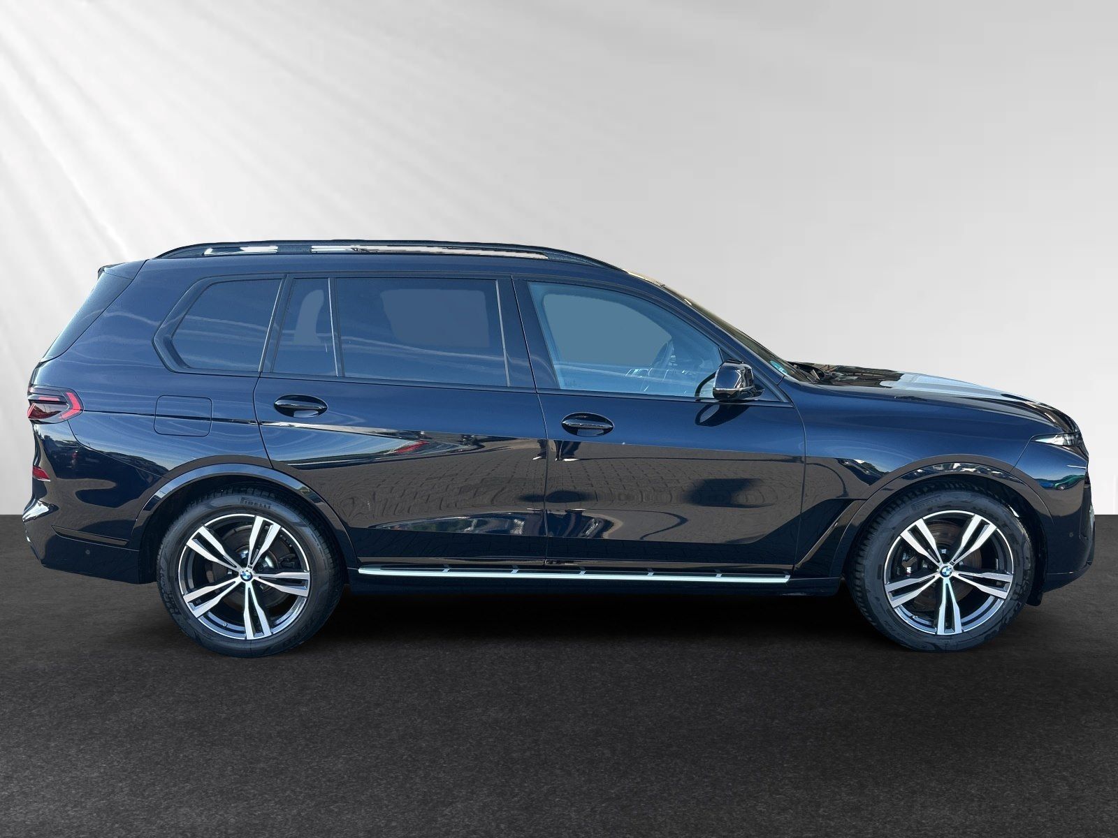 BMW X7 xDrive40d Inkl. € 1.190 Zubehörbonus* M Sport