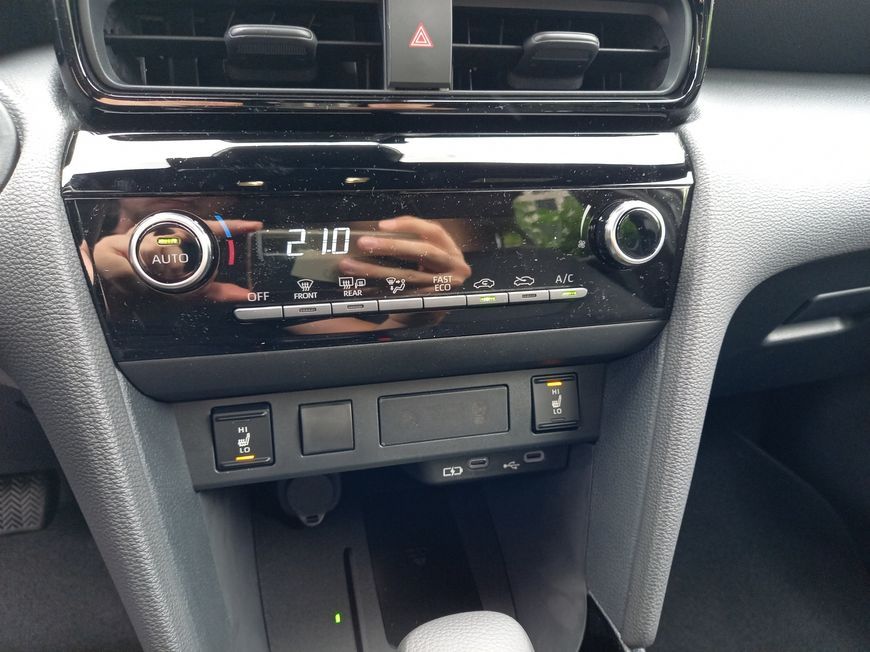 Toyota Yaris Cross Teamplayer Safety-Paket Winter-Paket