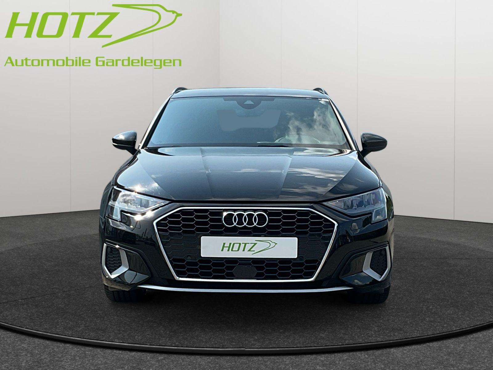 Audi A3 Sportback 35 TFSI advanced S-Line - Samsaru's Car Outlet