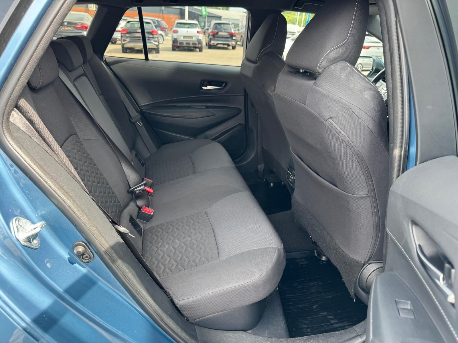 Toyota Corolla Touring Sports Hybrid Business Edition - Samsaru's Car Outlet