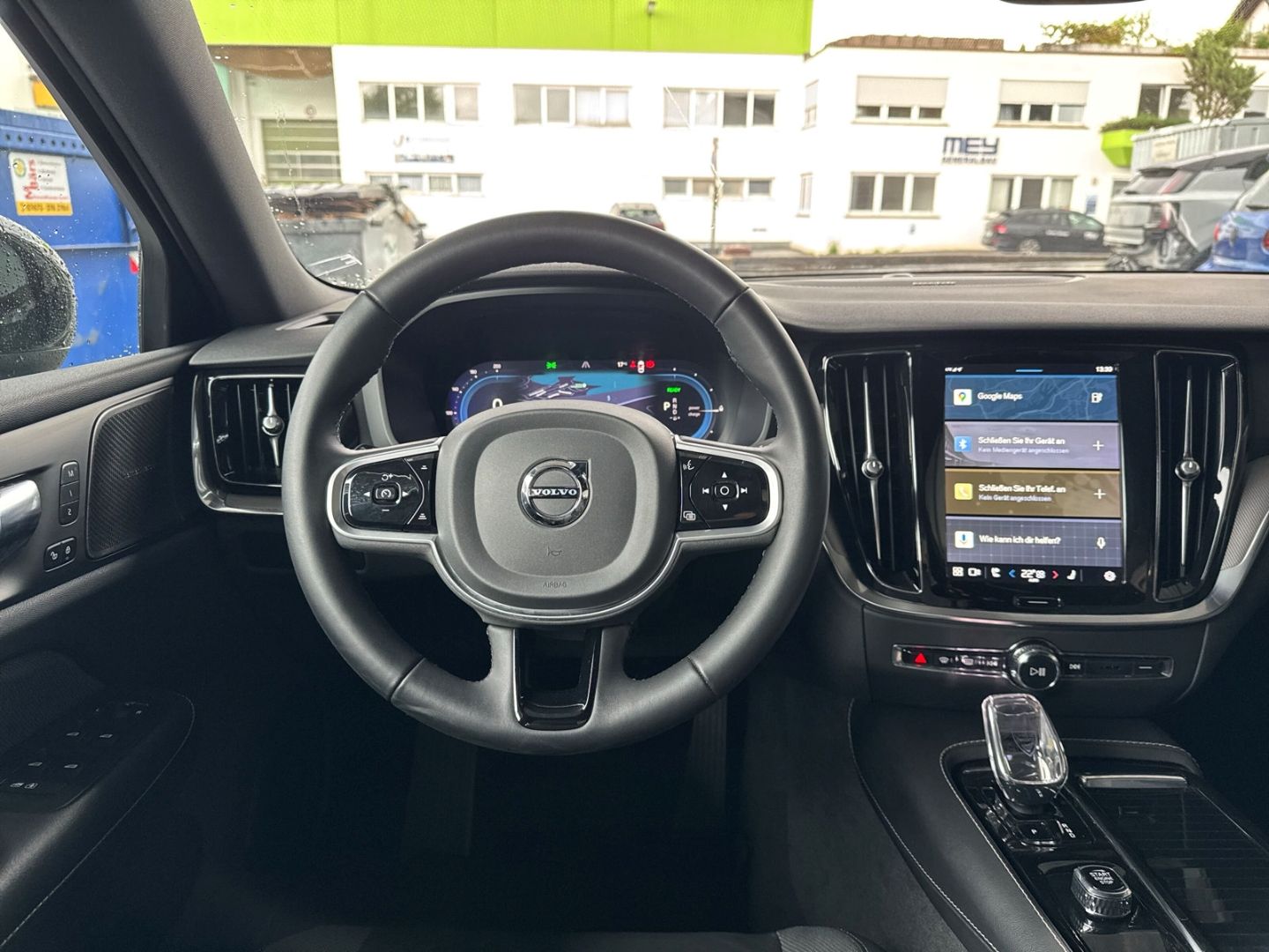 Volvo S60 Plus Dark Plug-In Hybrid AWD T8 Twin Engine
