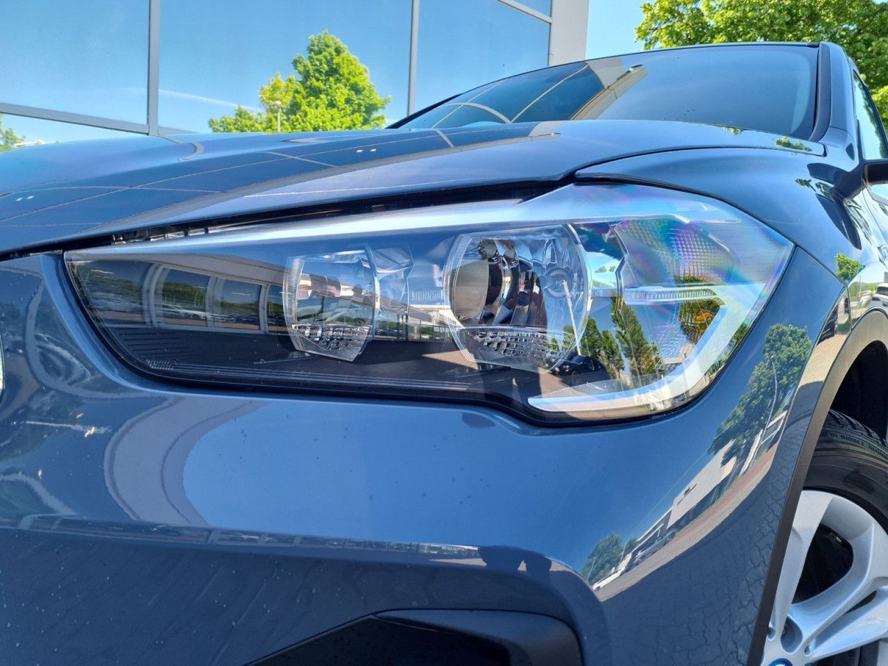 BMW X1 xDrive25e Advantage - Samsaru's Car Outlet