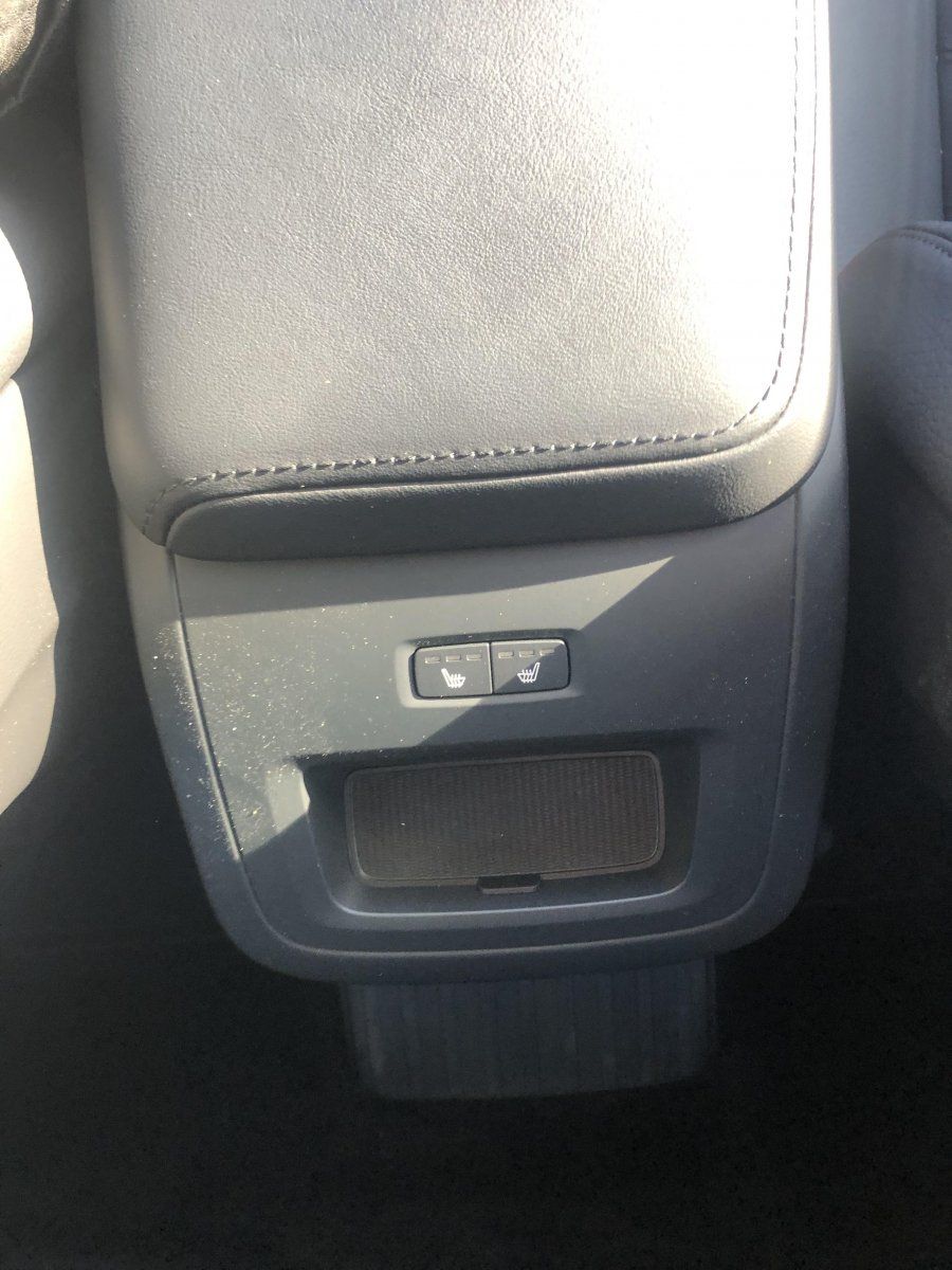 Volvo XC60 T6 AWD Plus Dark Plug in Hybrid