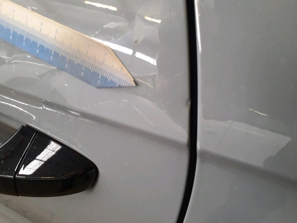 Volkswagen T-Roc R-Line 1.5 TSI DSG - Samsaru's Car Outlet