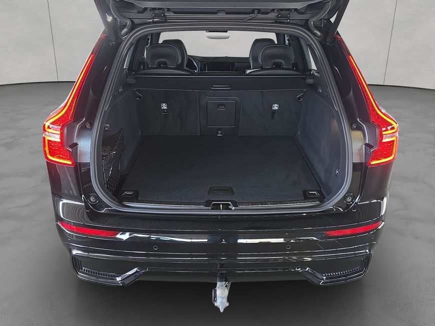 Volvo XC60 B5 B AWD Plus Dark