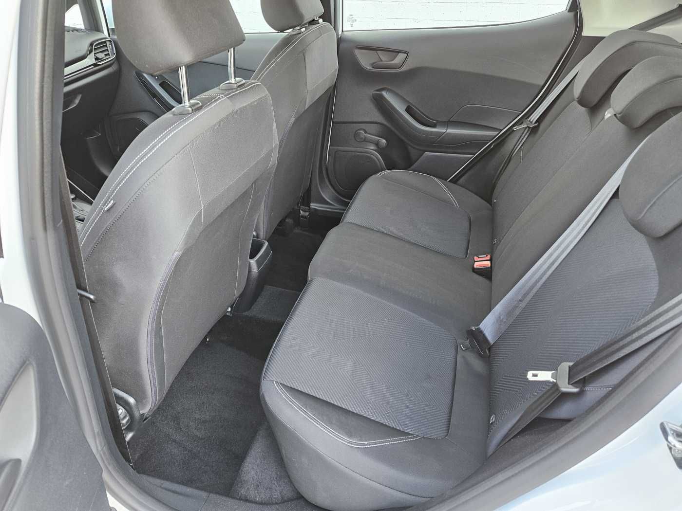 Ford Fiesta Hybrid Aut. - Samsaru's Car Outlet