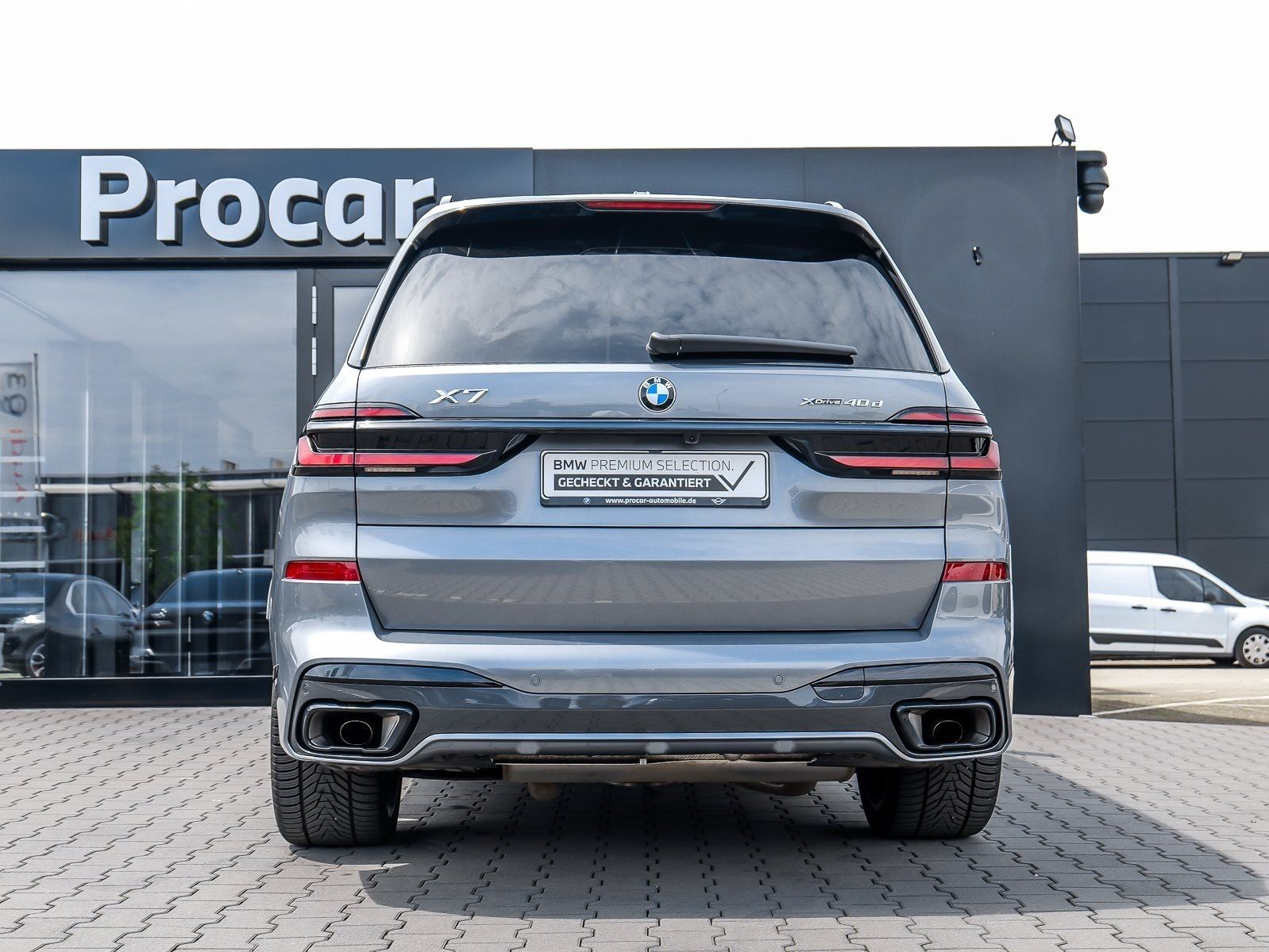 BMW X7 xDrive40d M Sport HUD PANO ACC AHK RFK NAVI