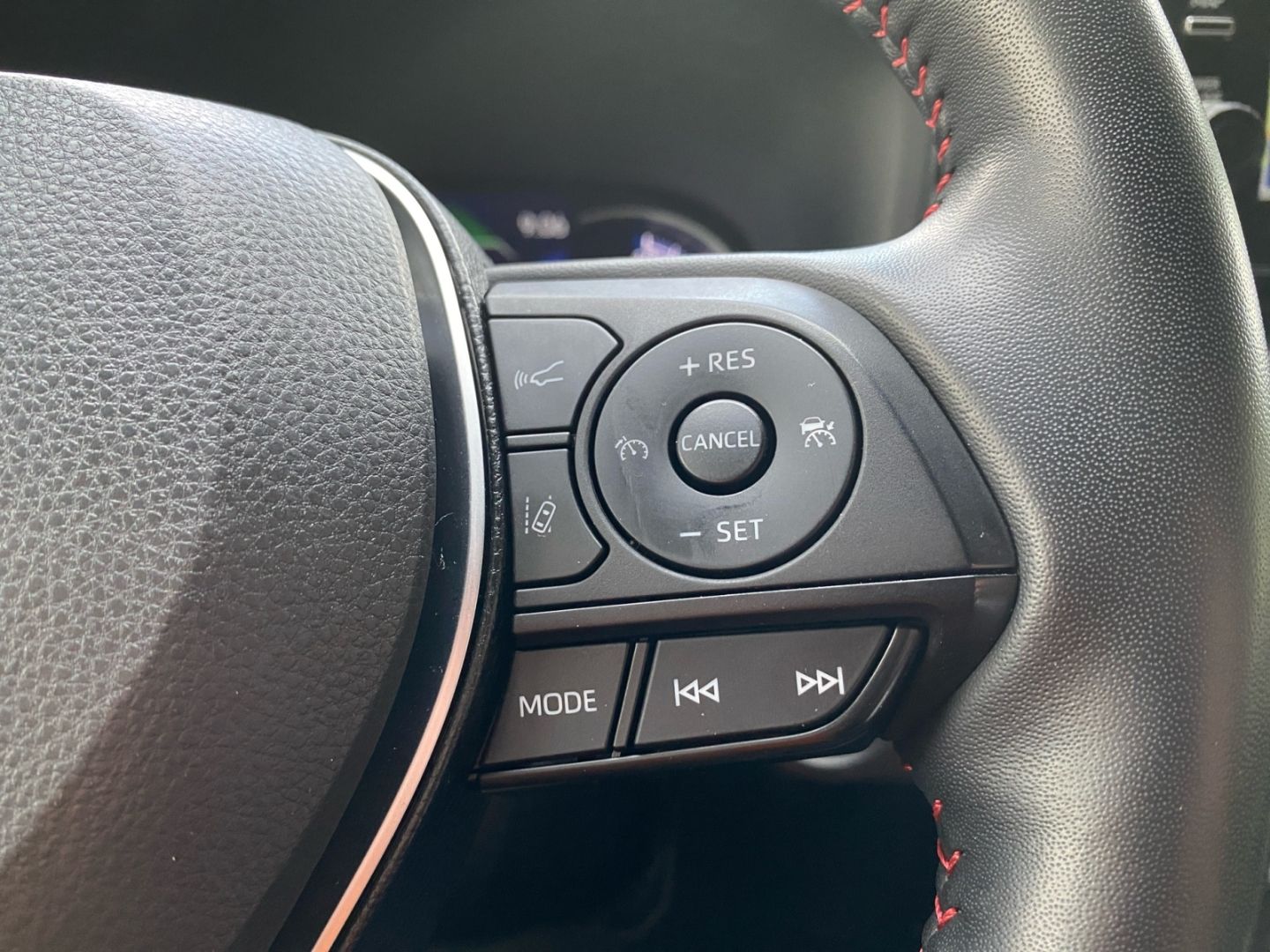 Toyota RAV 4 Plug-in Hybrid - Samsaru's Car Outlet