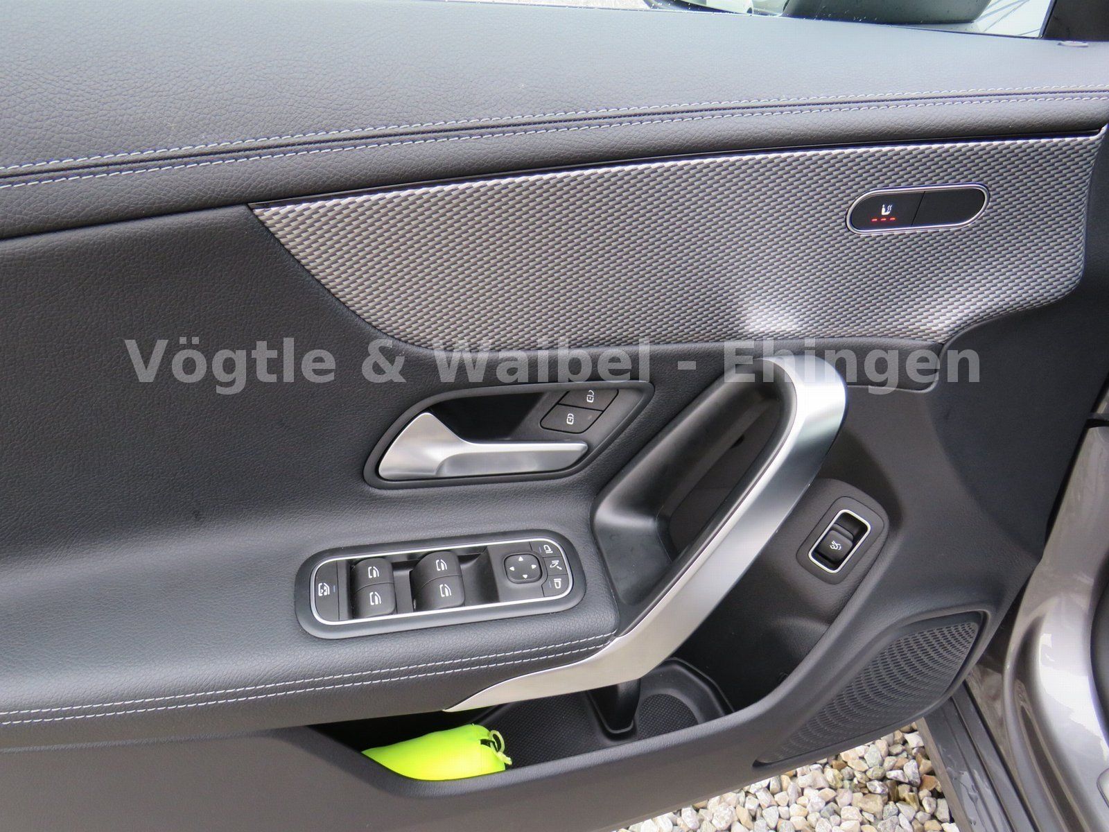 Mercedes-Benz CLA 200 PROGRESSIVE - Samsaru's Car Outlet