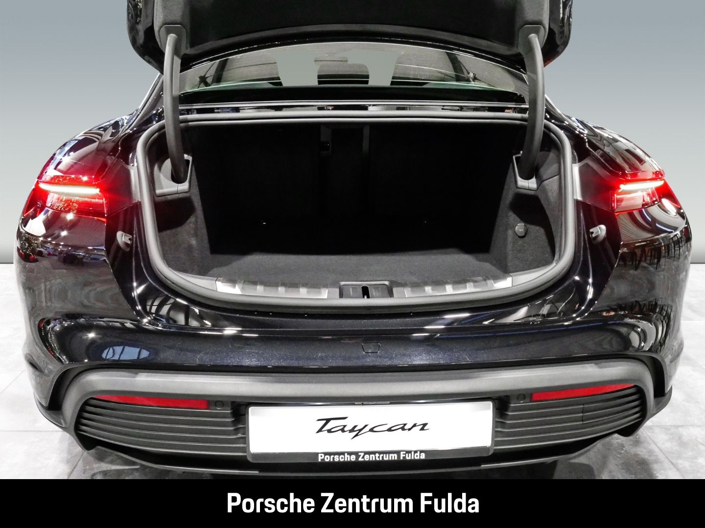 Porsche Taycan Surround-View LED-Matrix Head-Up BOSE