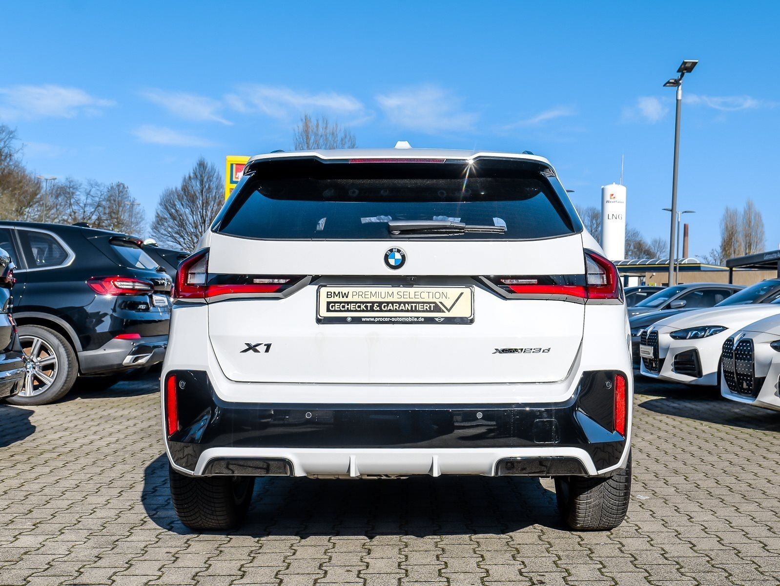 BMW X1 xDrive23d M Sport AHK Pano Memory DA+ H/K RFK