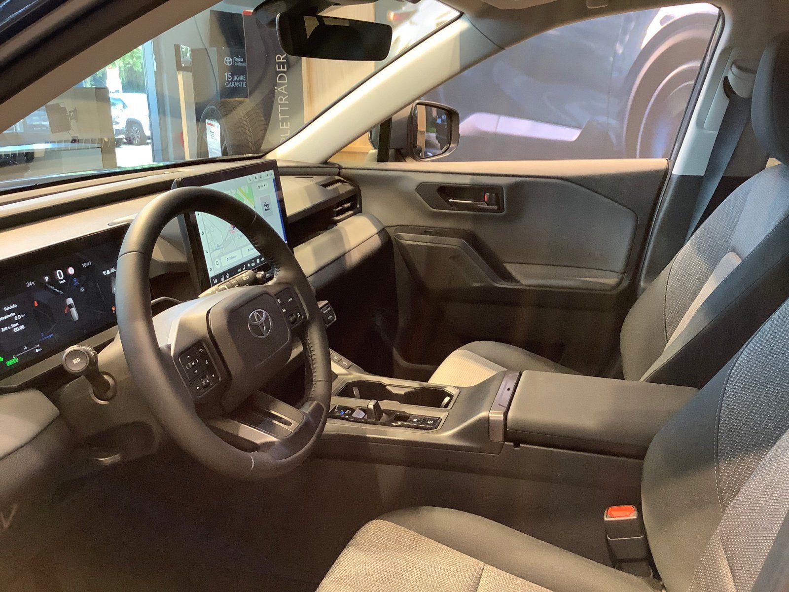 Toyota RAV4 Hybrid Teamplayer 2.5 Hybrid 4x4 WKR ATM