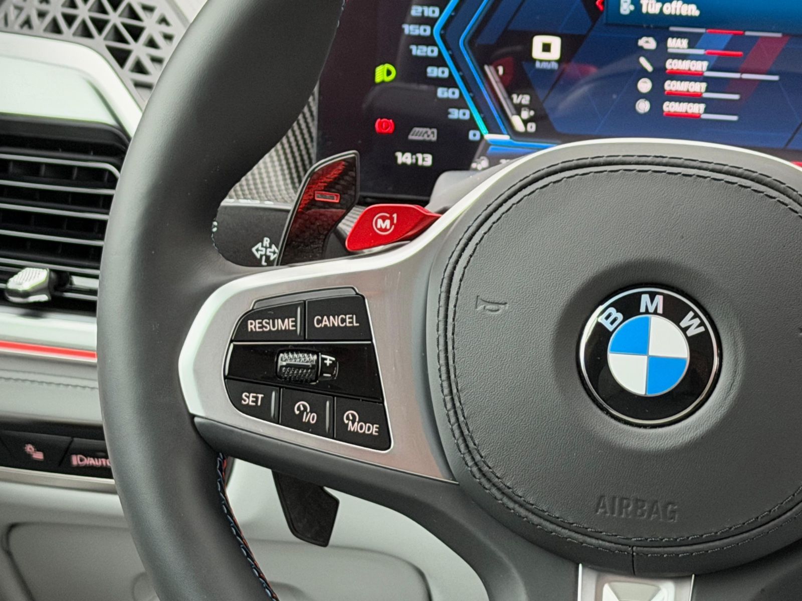 BMW XM 50e MASSAGE.SOFTCL.B&W.DR.ASS.PRO.AHK.360°
