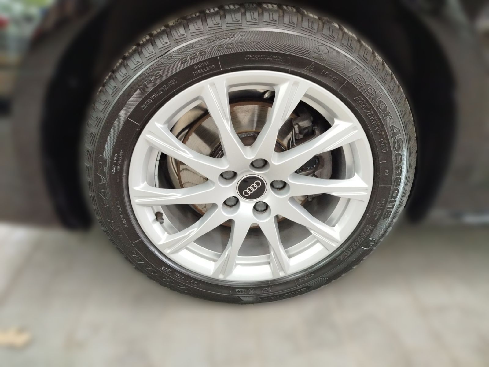 Audi A4 Avant 35 TFSI S tronic advanced - Samsaru's Car Outlet