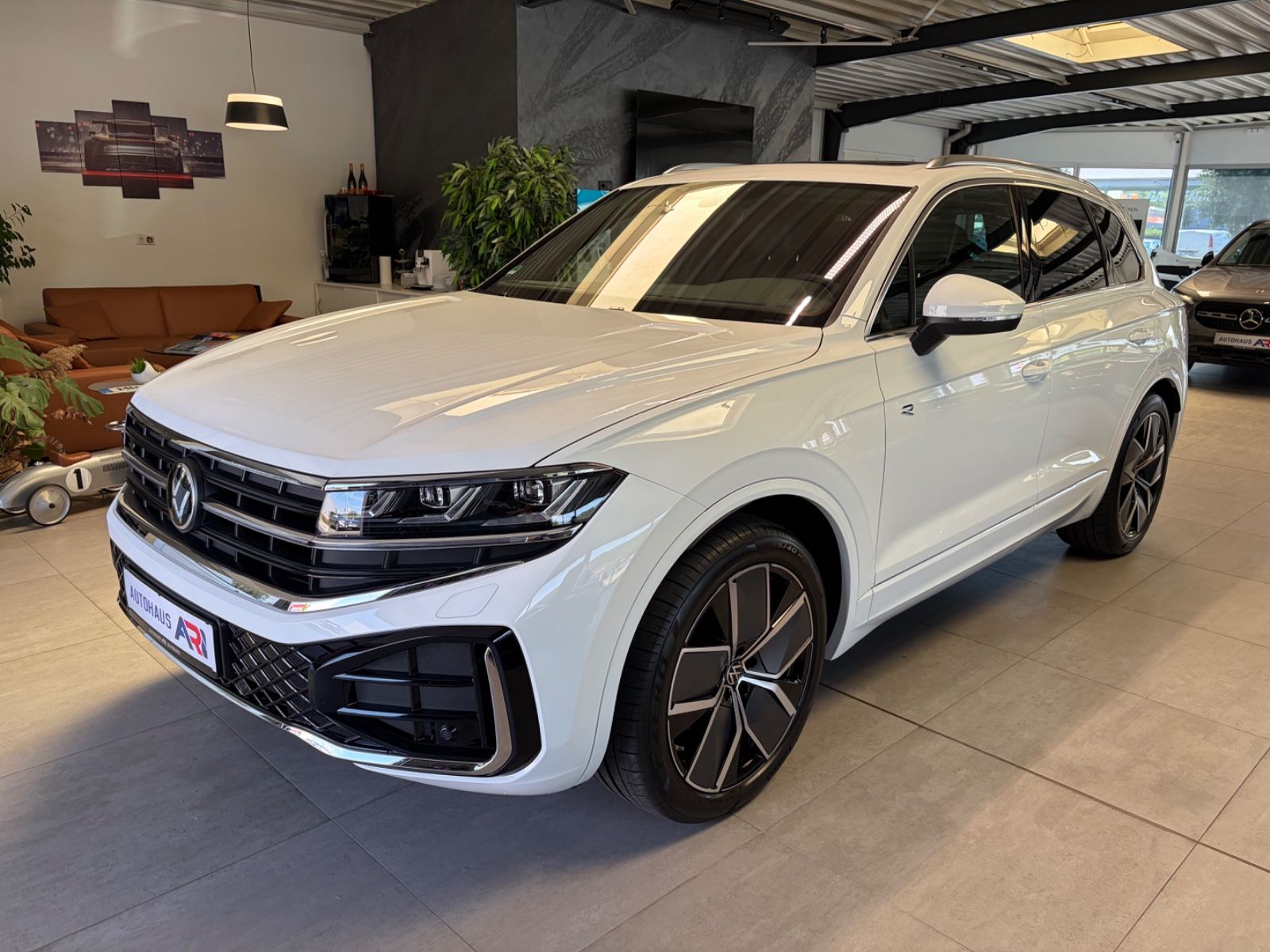 Volkswagen Touareg 3.0 TDI 4Motion R-Line*Final Edition*