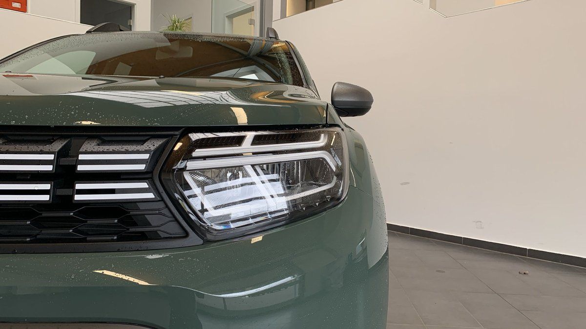 Dacia Duster JOURNEY TCe 150 EDC - Samsaru's Car Outlet