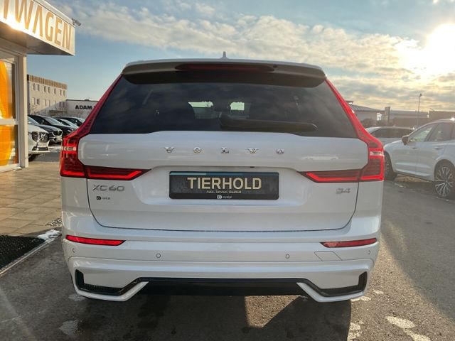 Volvo XC60 B4 Plus Dark 2WD ACC PANO Standhz Allwetter