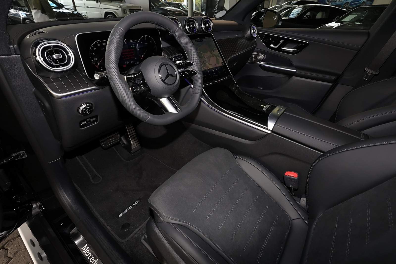 Mercedes-Benz GLC 450 d 4M AMG MBUX+360°+DIG-LED+Pano+AHK+Dist