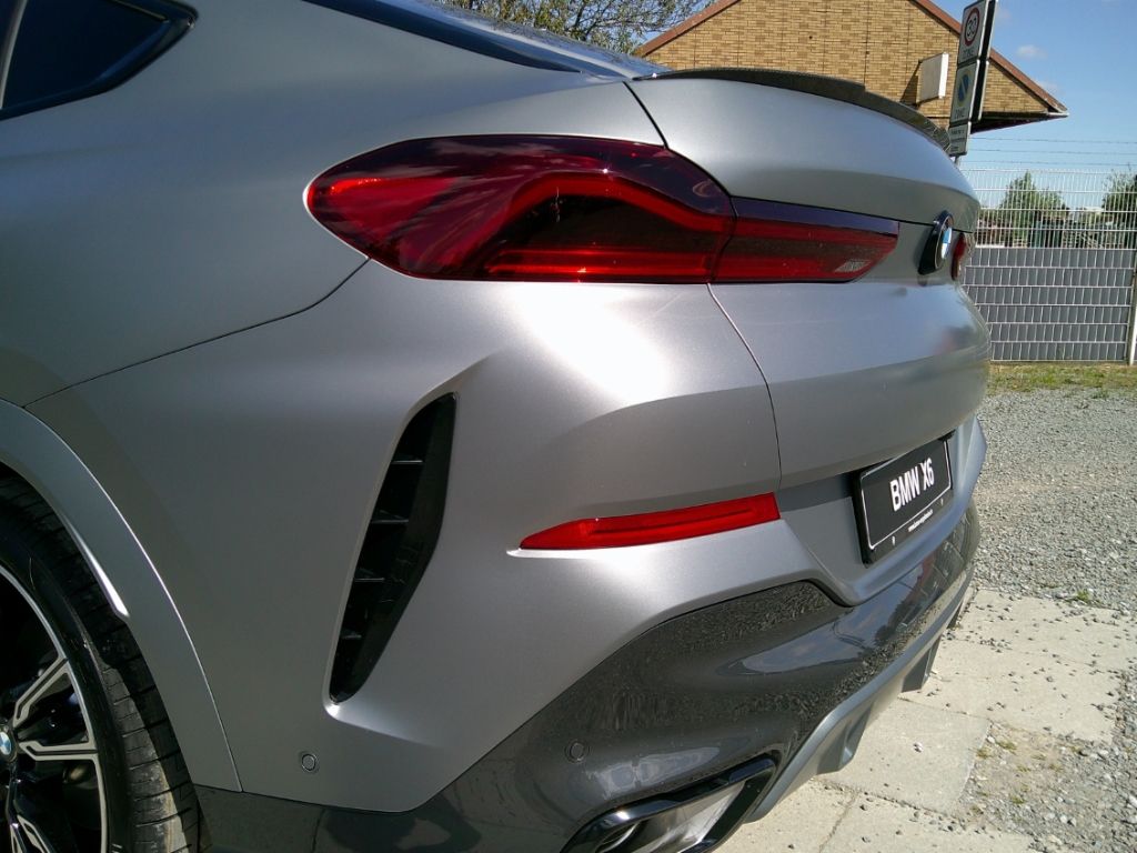 BMW X6 xDrive40d M Sport Pro AHK PanoGD Massage Voll