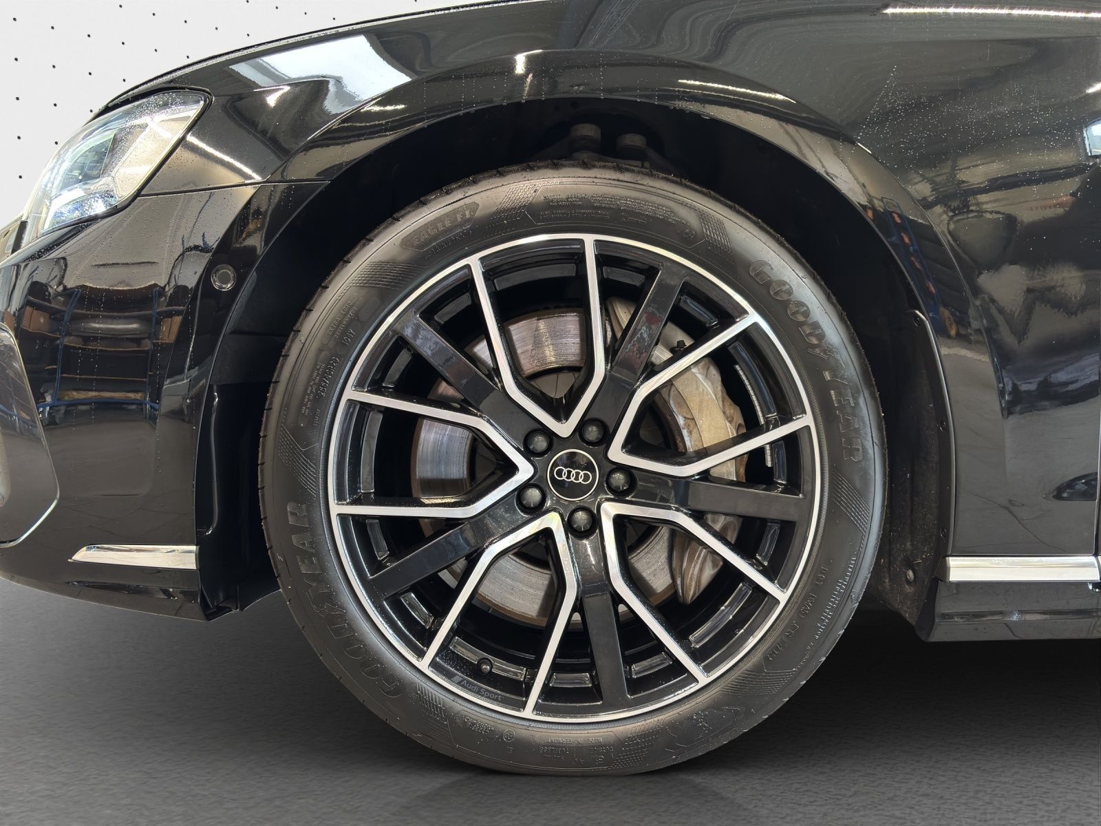 Audi A8 L 60 TFSIe quattro - Samsaru's Car Outlet