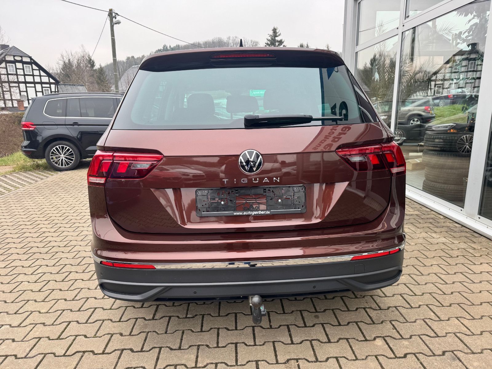Volkswagen Tiguan 1.5 TSI OPF DSG Life - Samsaru's Car Outlet