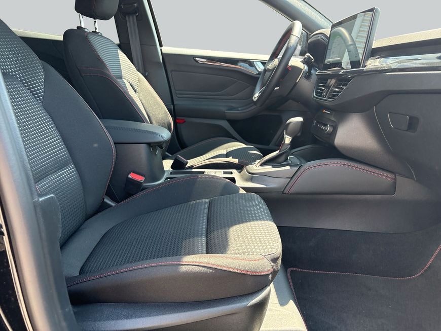 Ford Focus Turnier 1.0 EcoBoost Hybrid Aut. ST-LINE X