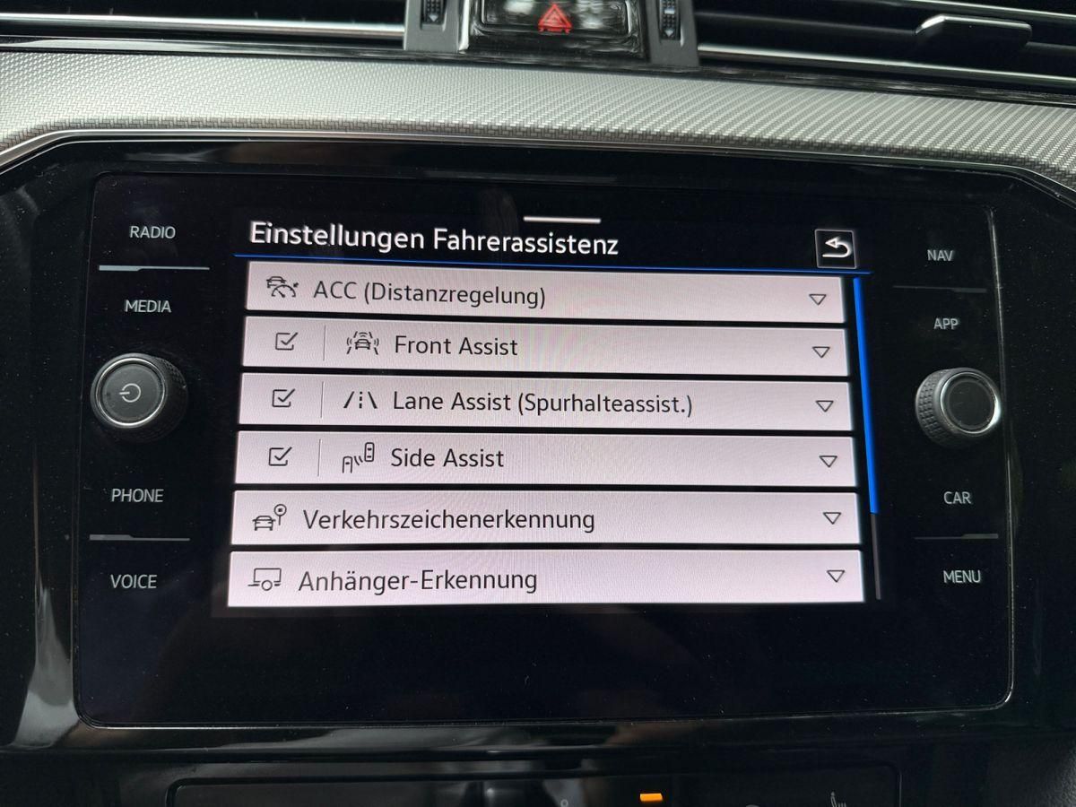 Volkswagen Passat Variant Elegance 4Motion 2.0 TDI DSG *R-L