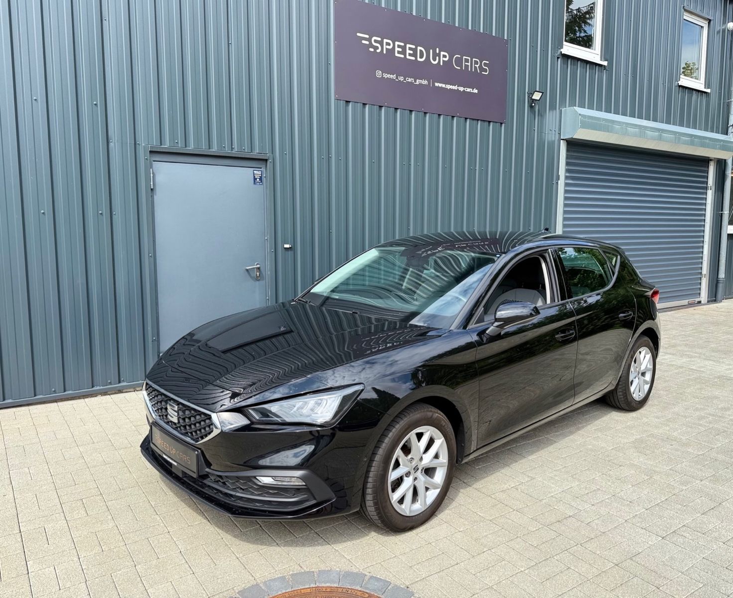 Seat Leon Style DSG - Samsaru's Car Outlet