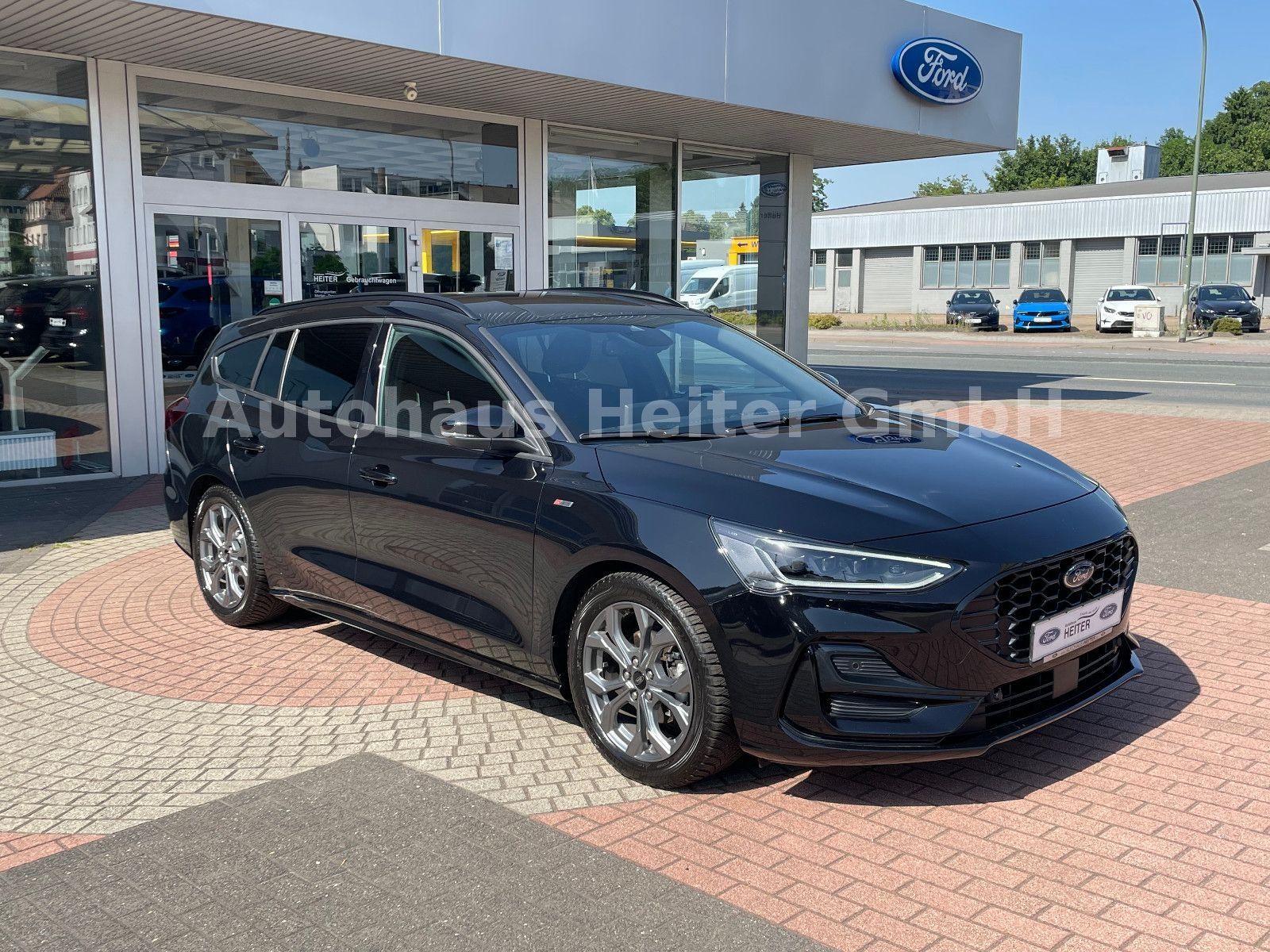 Ford Focus 1.5 EB Aut.ST-Line X / ACC+Matrix+e.Klappe