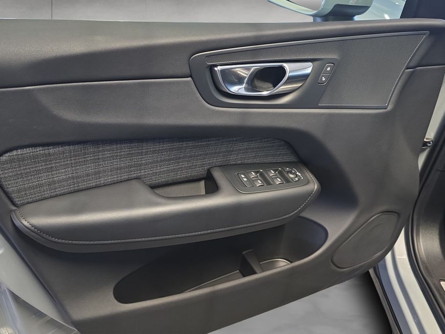 Volvo XC60 B5 B AWD Core