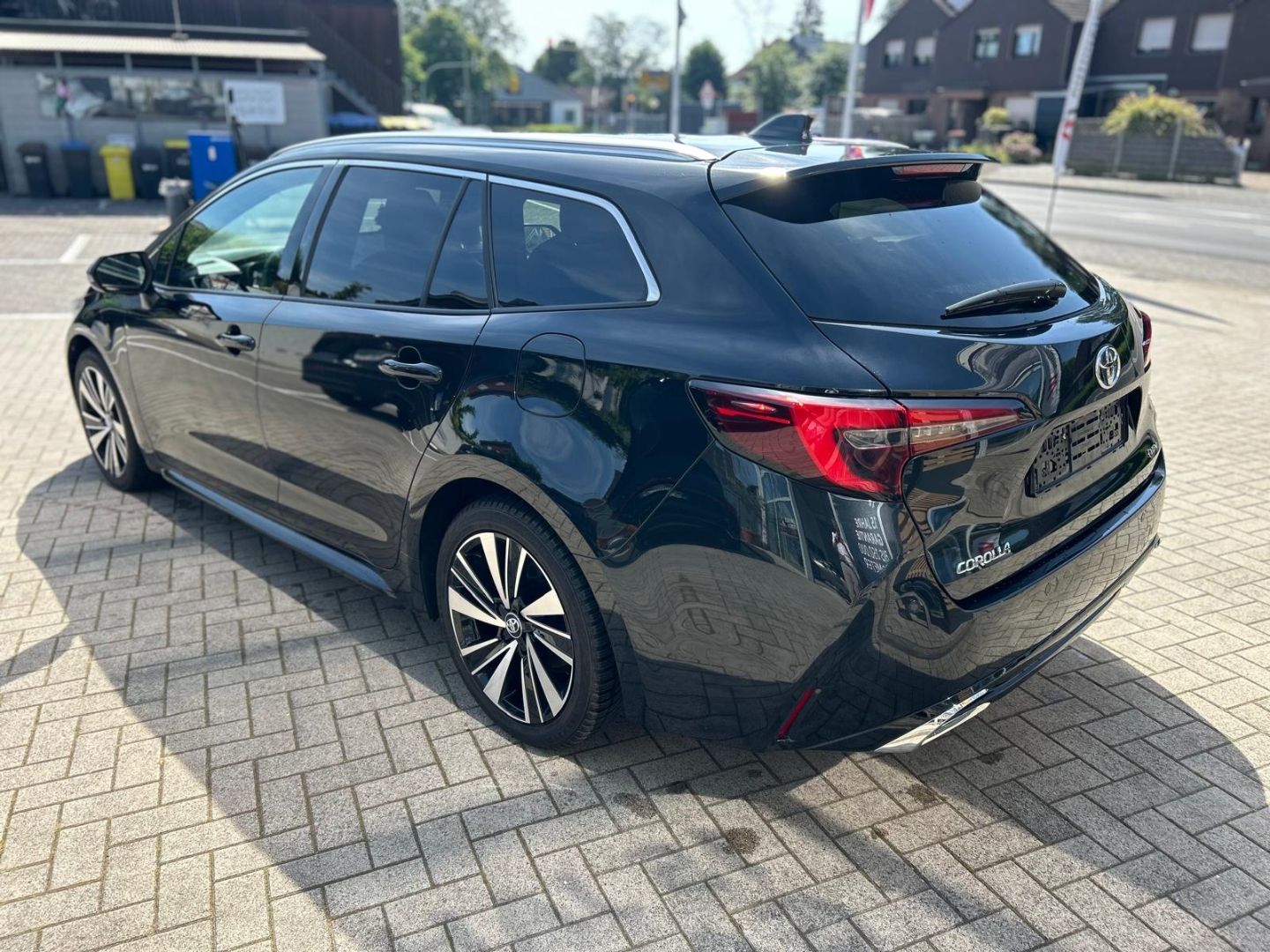 Toyota Corolla TS Hybrid Teamplayer Navi LED ACC SHZ Ap