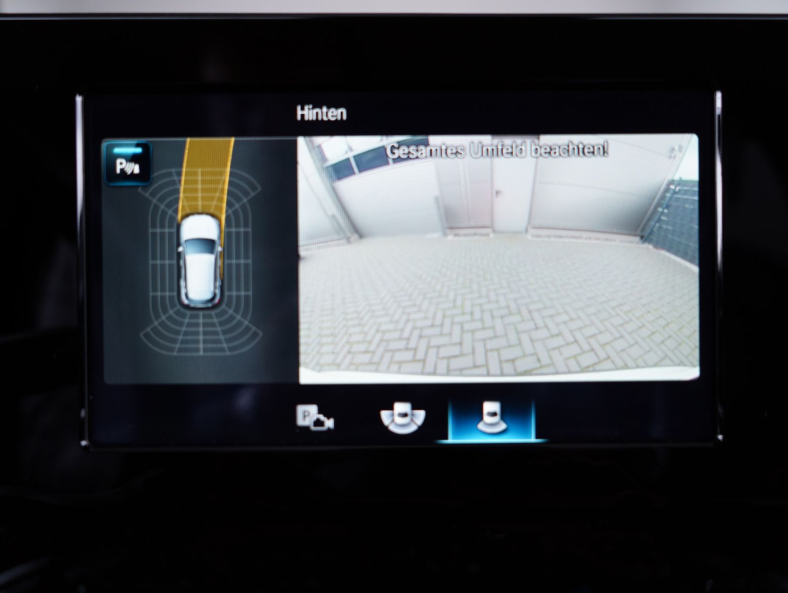 Mercedes-Benz GLA 250 e LED/NAVI/KAMERA