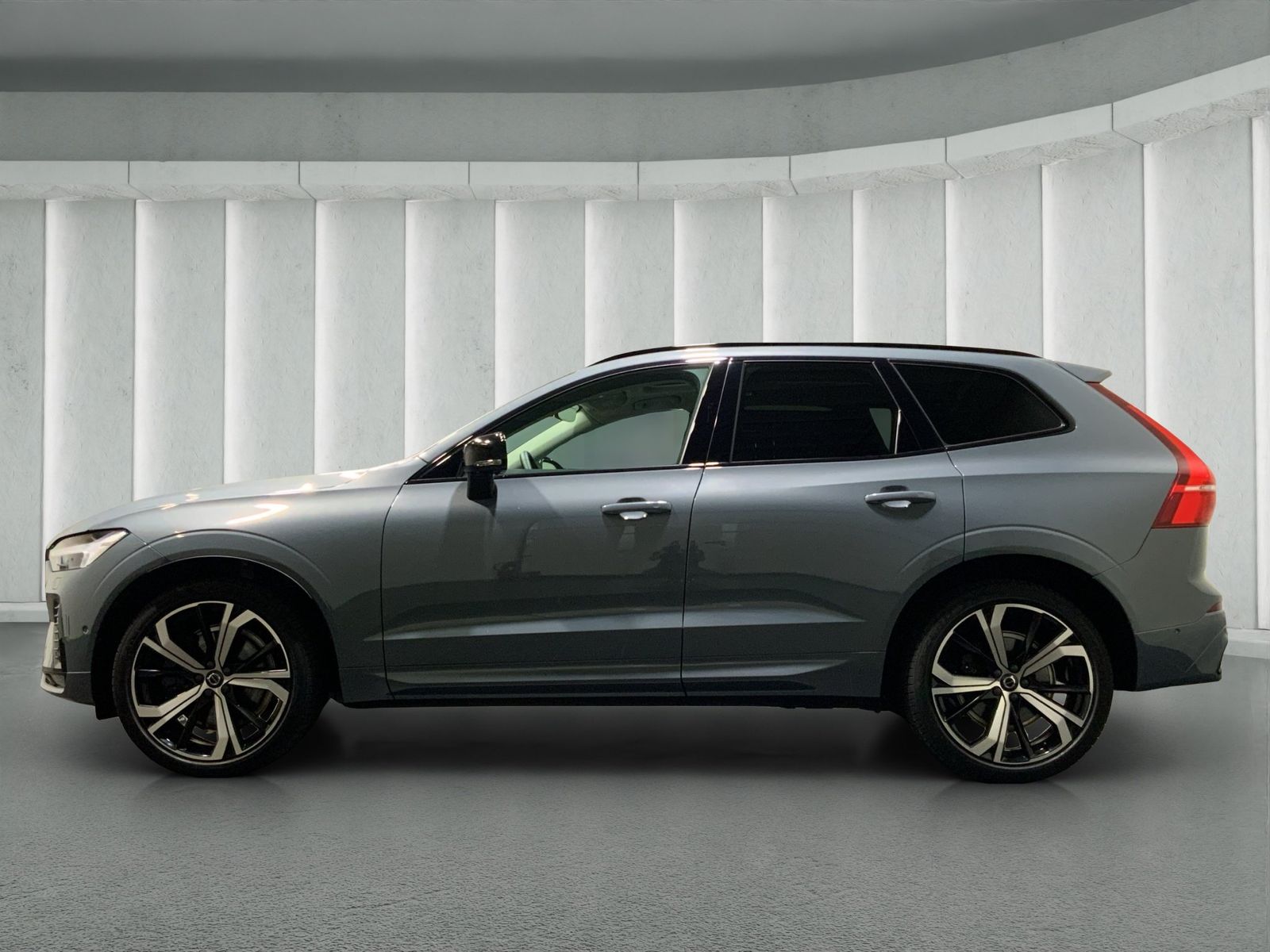 Volvo XC 60 B4 Plus Dark | 360° | Harman-Kardon | Pano