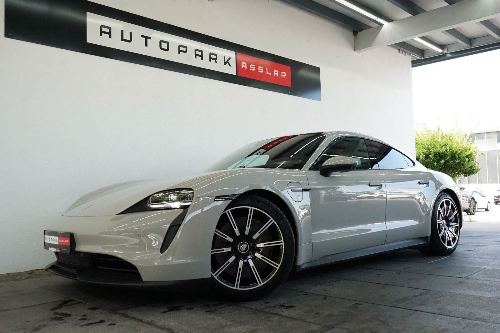 Porsche Taycan 4 S*KREIDE/PANO/CHRONO/3xDISPLAY/MEGA !!