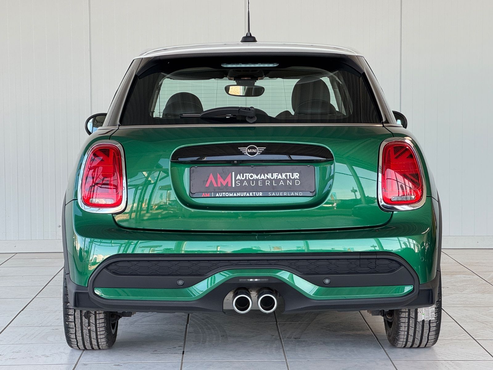 MINI Cooper S Classic - Samsaru's Car Outlet