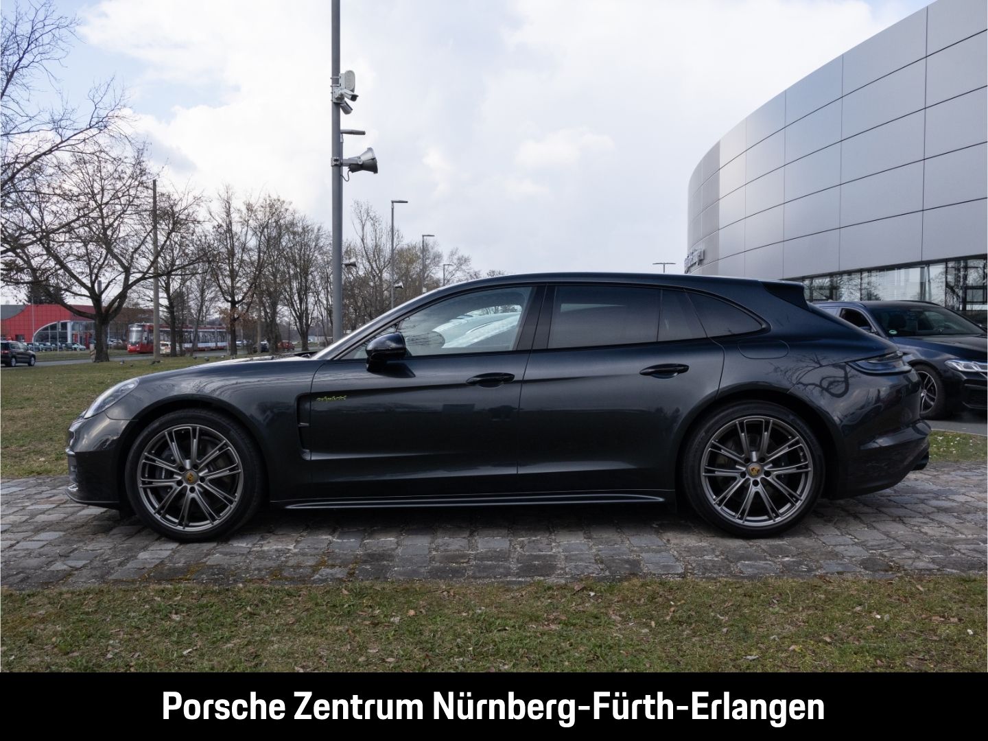Porsche Panamera 4 E-Hybrid Sport Turismo Platinum Editi