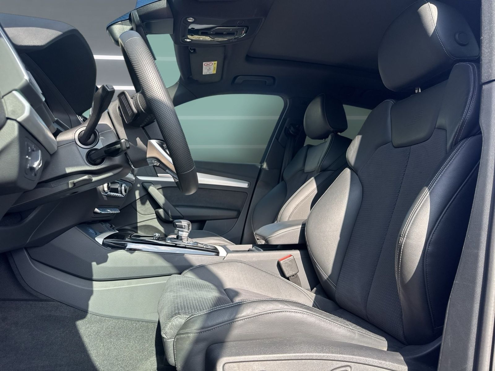 Audi Q5 55 TFSI e qu S line MATRIX AHK PANO 360° 21"