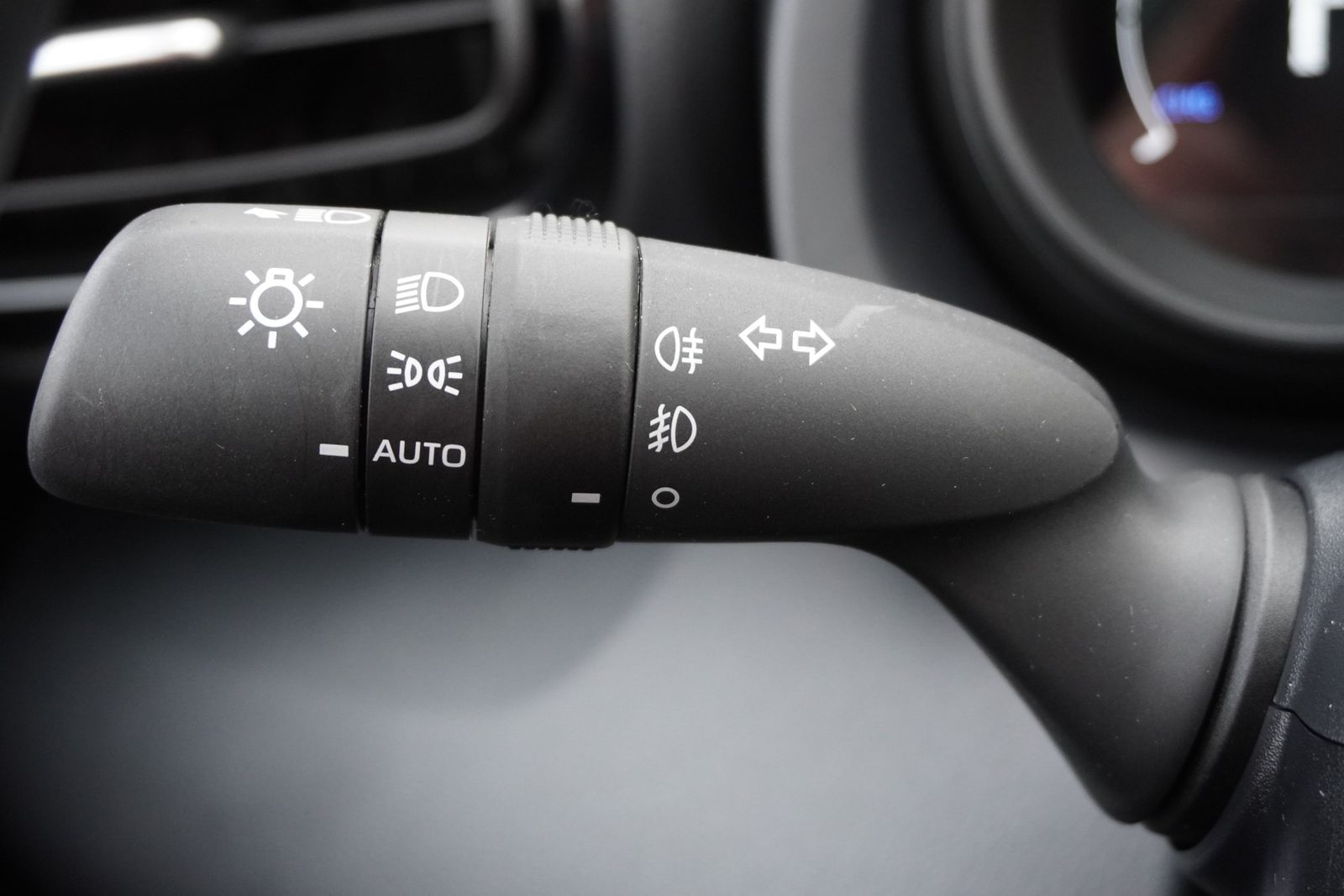 Toyota Yaris 1.5 Hybrid Team D Aut. LED ACC Kamera DAB