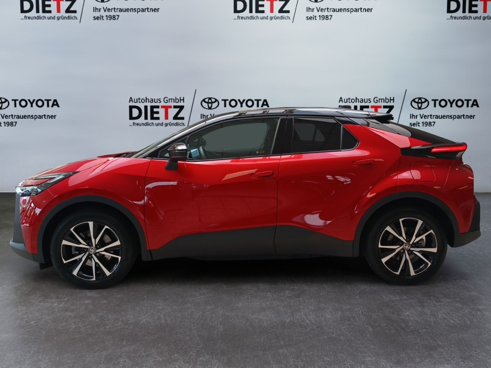 Toyota C-HR 2.0 Plug-In Hybrid FWD Team D*ACC*KAM