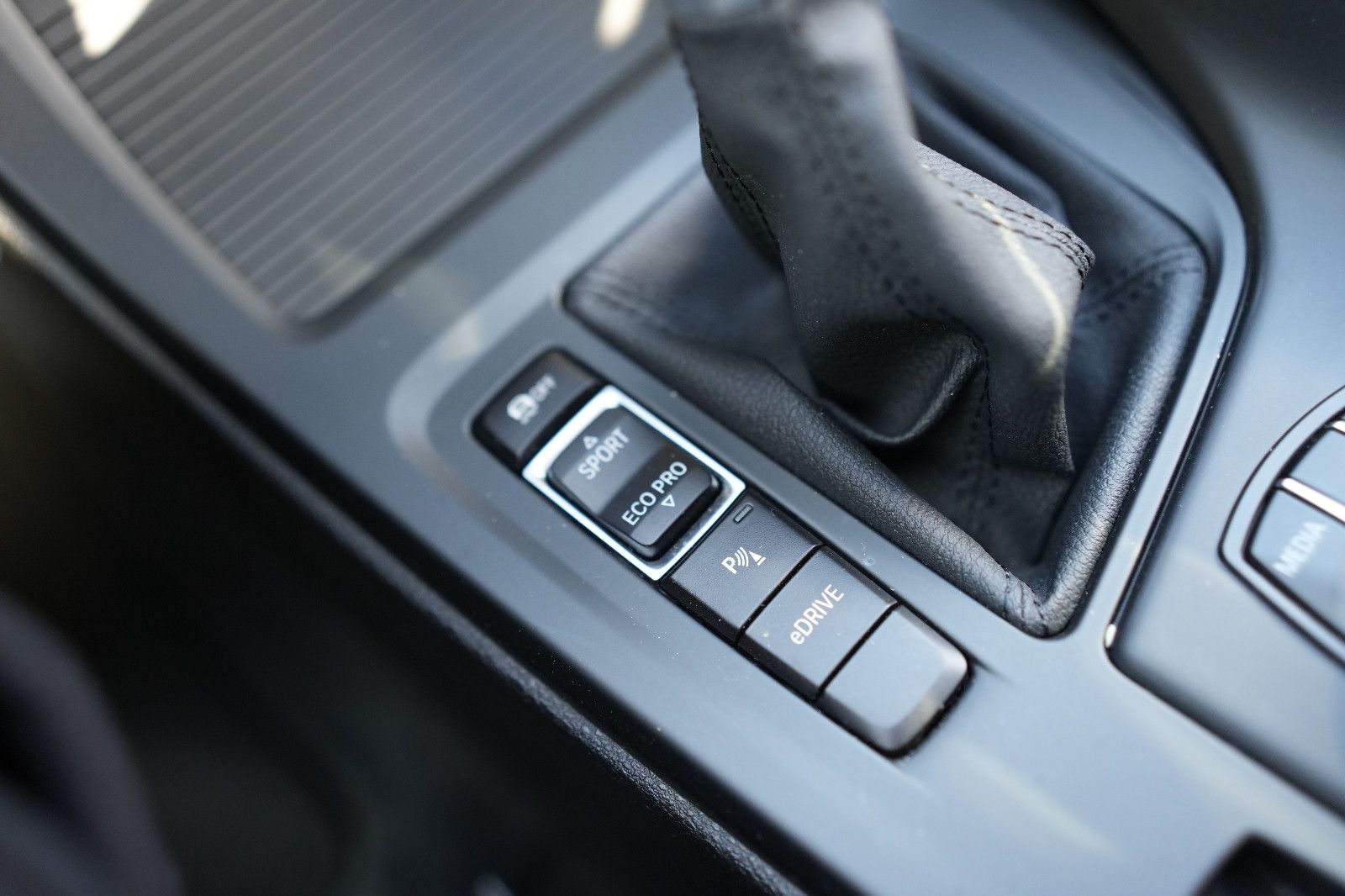 BMW X1 25e xDrive Advantage - Samsaru's Car Outlet