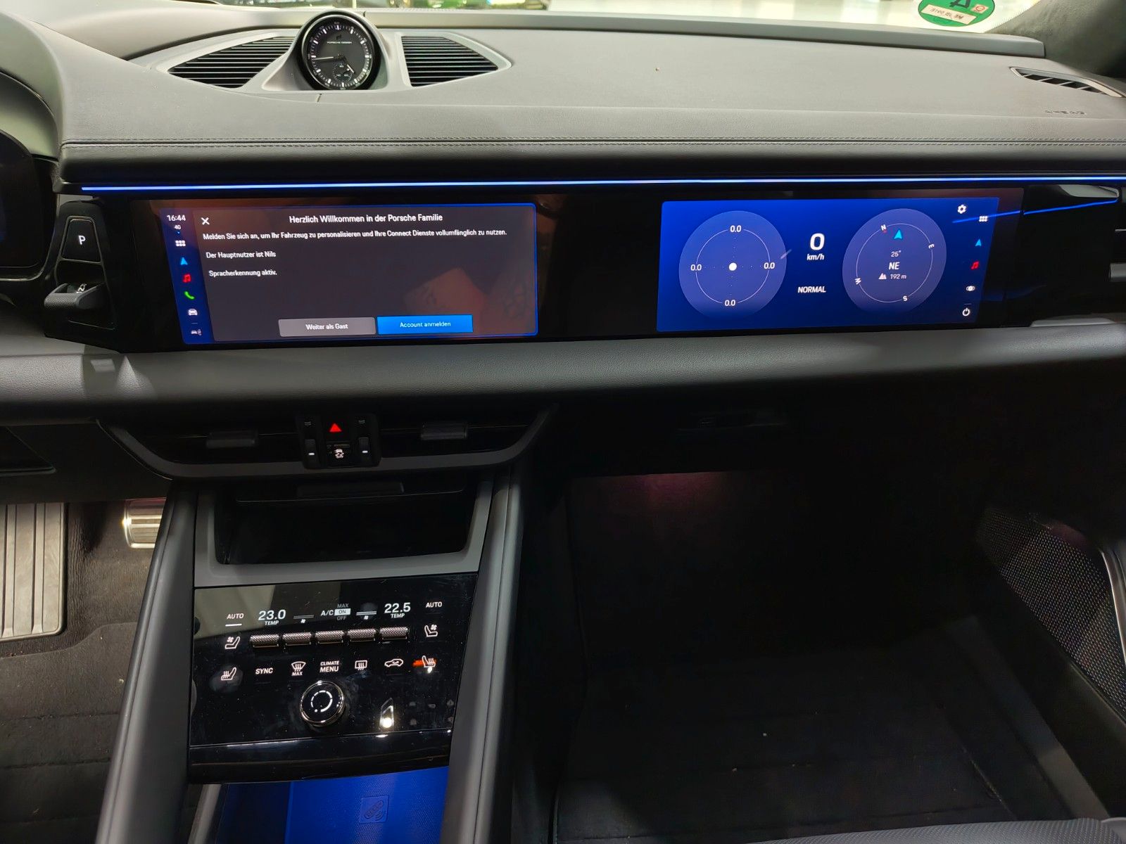 Porsche Macan Turbo Electric