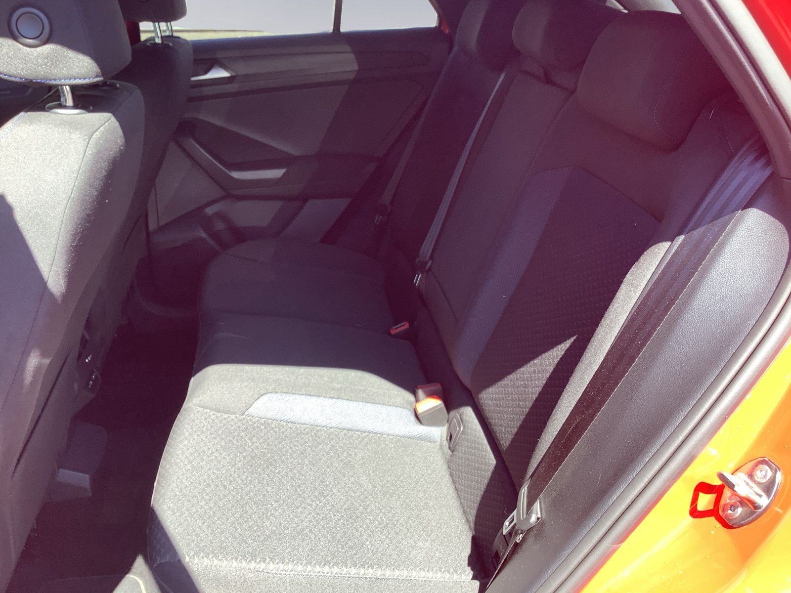 Volkswagen T-Roc 1.0TSI UNITED - Samsaru's Car Outlet