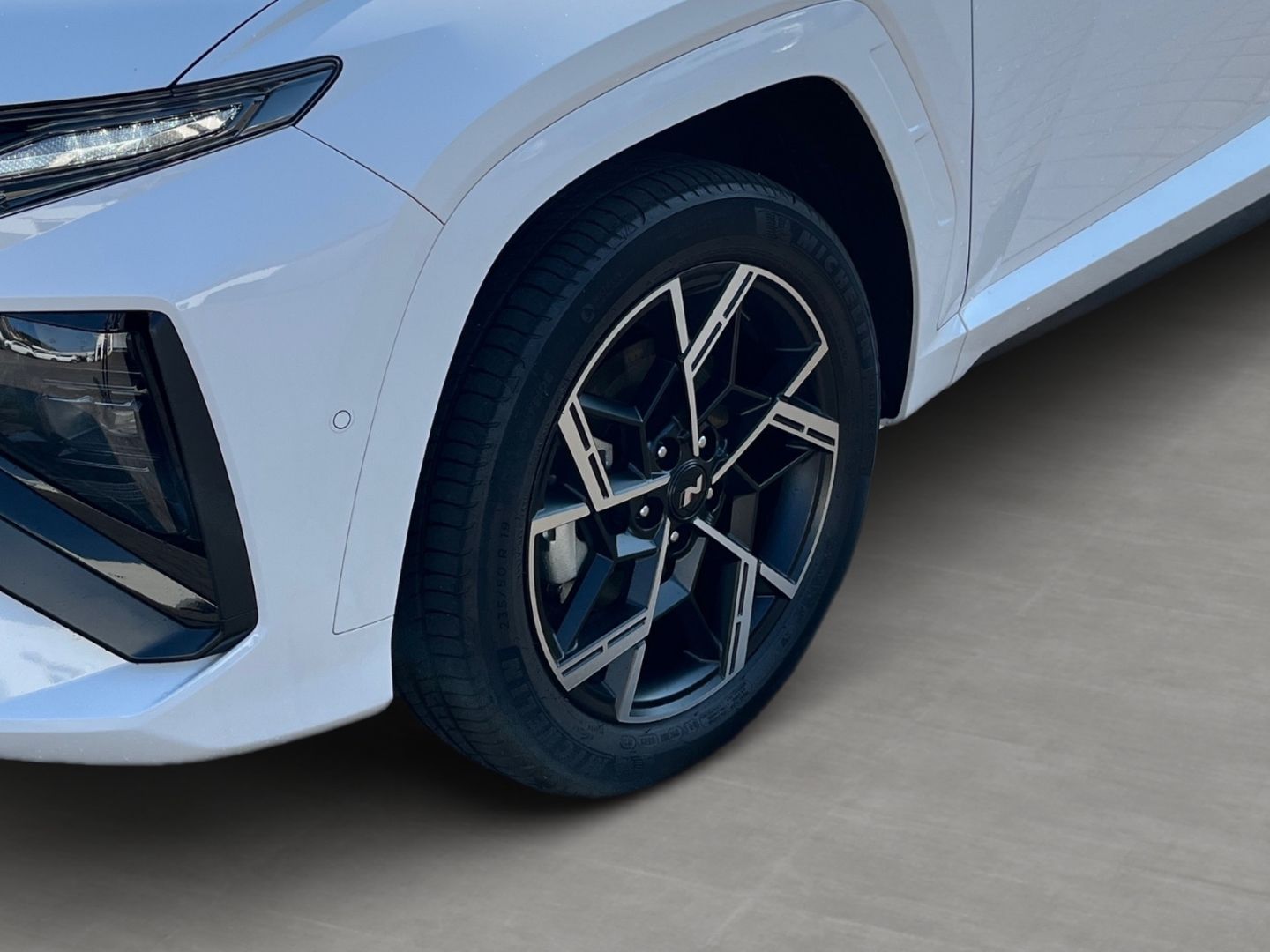 Hyundai Tucson Hybrid 1.6 T 6-AT 2WD N Line - Samsaru's Car Outlet