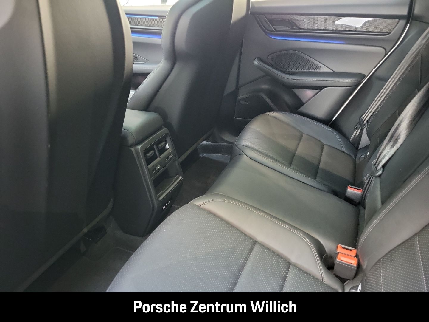 Porsche Macan 4S BOSE LED-Matrix Panorama Luftfederung