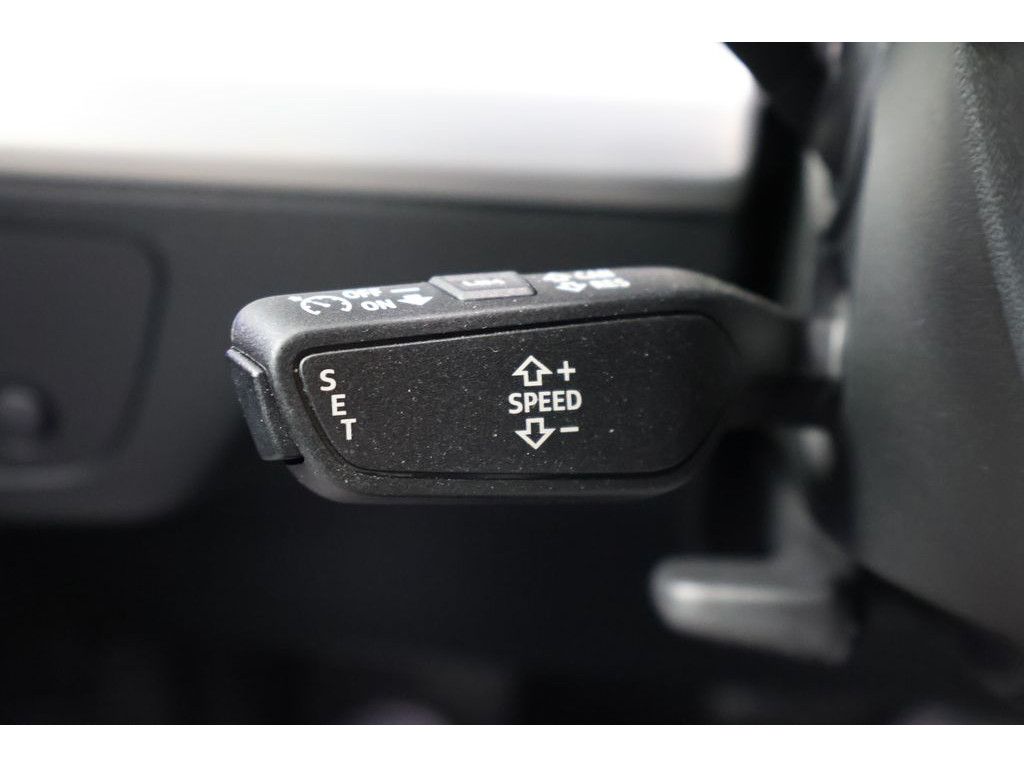Audi Q5 55 TFSI e quattro S line S tronic - Samsaru's Car Outlet