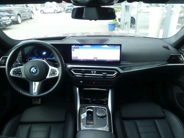 BMW i4 eDrive35 M Sport SD°ACCPro°AHK°Laser°ElSitz+M