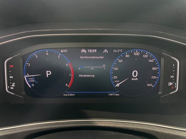 Volkswagen T-Roc 1.5 DSG Sport R-Line - Samsaru's Car Outlet