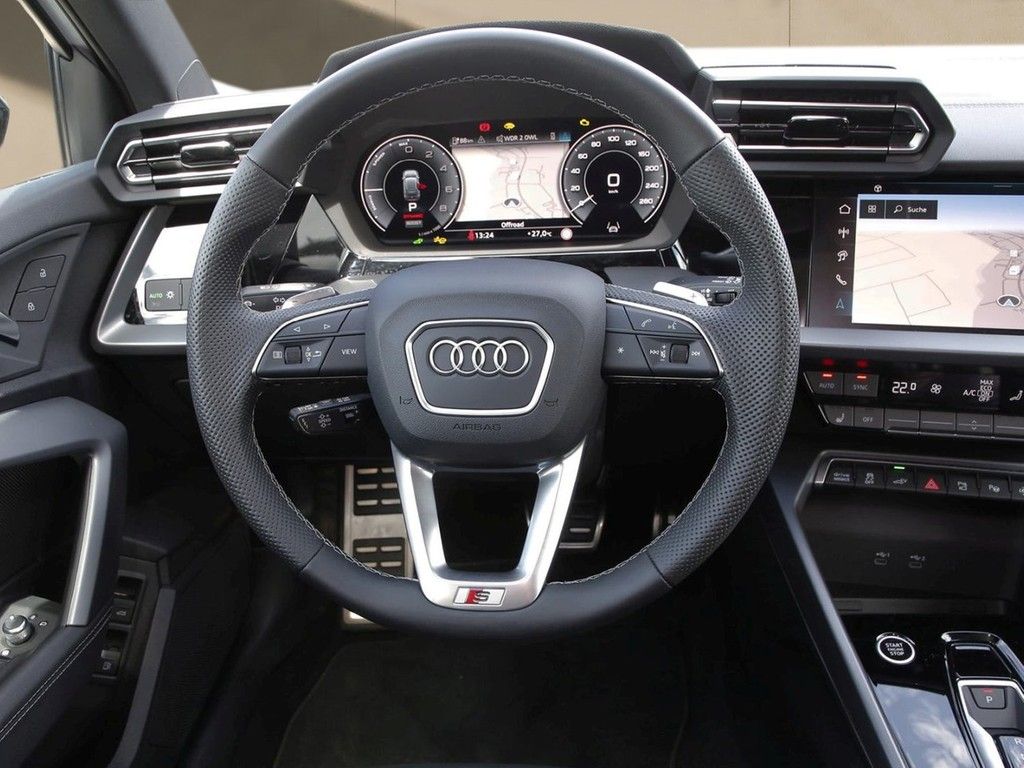 Audi A3 Sportback 45 TFSI e S line 18"|LEDER|PANO|SHZ