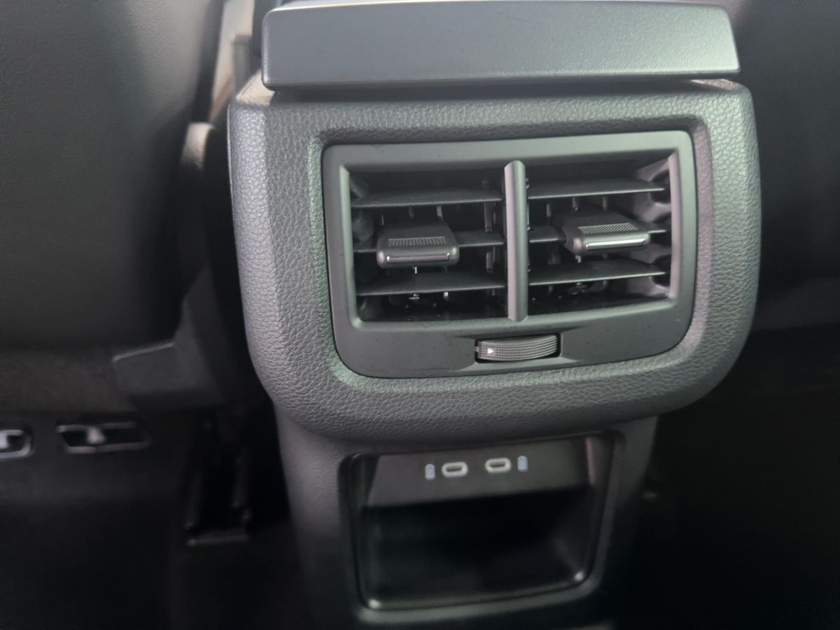 Seat Ateca 2.0 TDI FR-Line DSG*AHK*LED*CAM*