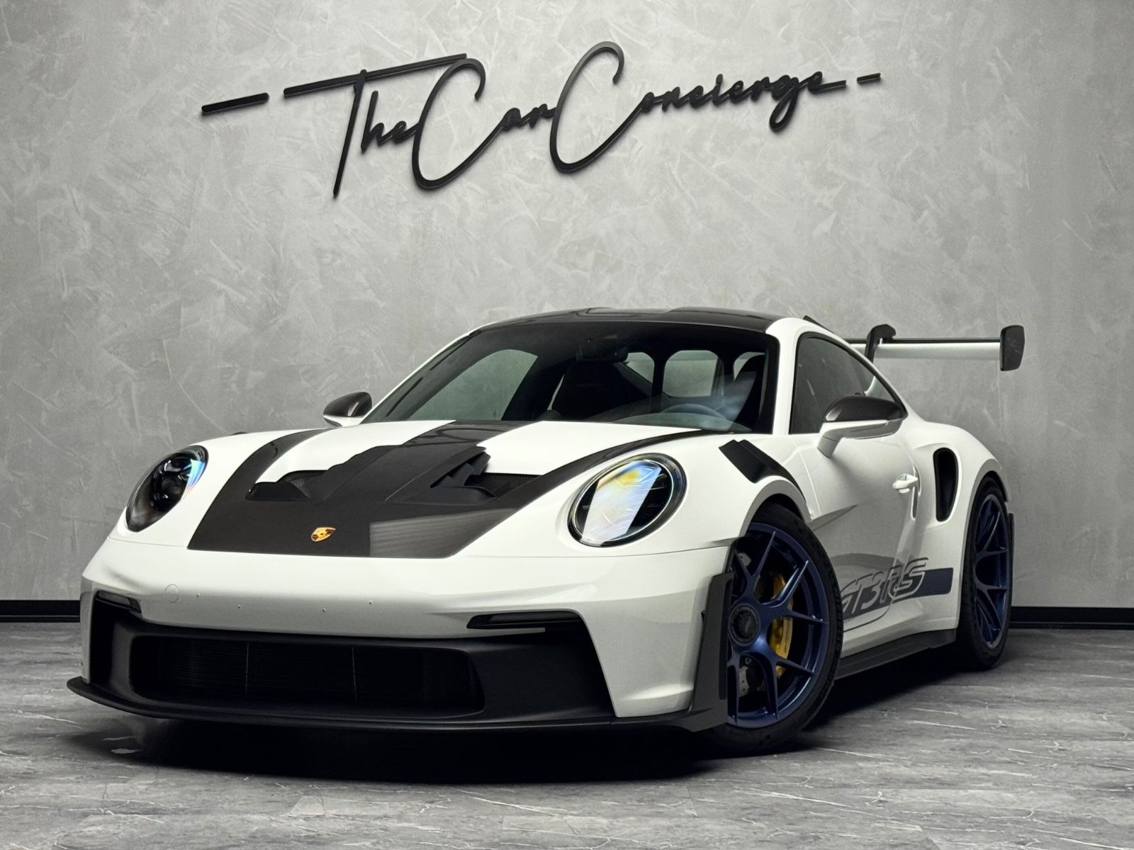 Porsche 992 GT3 RS - Samsaru's Car Outlet